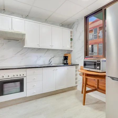 Apto Brisa * 엘메다노